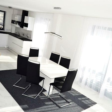 Gaestehaus Am Riedweg การ์มิช-พาร์เทนเคียร์เชน ภายนอก รูปภาพ