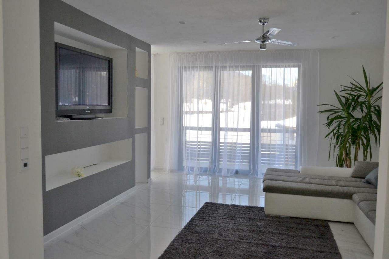 Gaestehaus Am Riedweg การ์มิช-พาร์เทนเคียร์เชน ภายนอก รูปภาพ